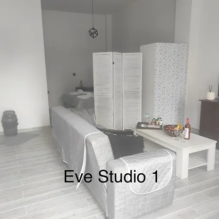 Evestudioskos Buitenkant foto