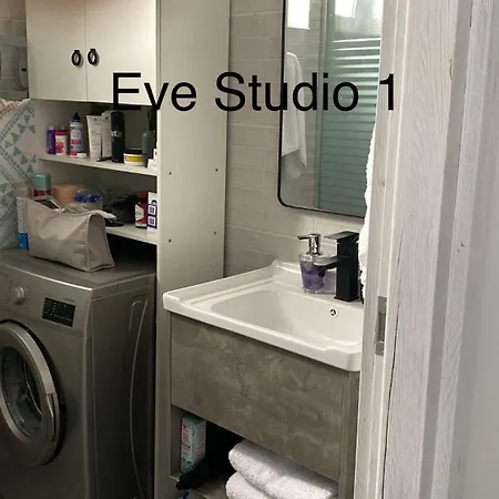 Evestudioskos Buitenkant foto