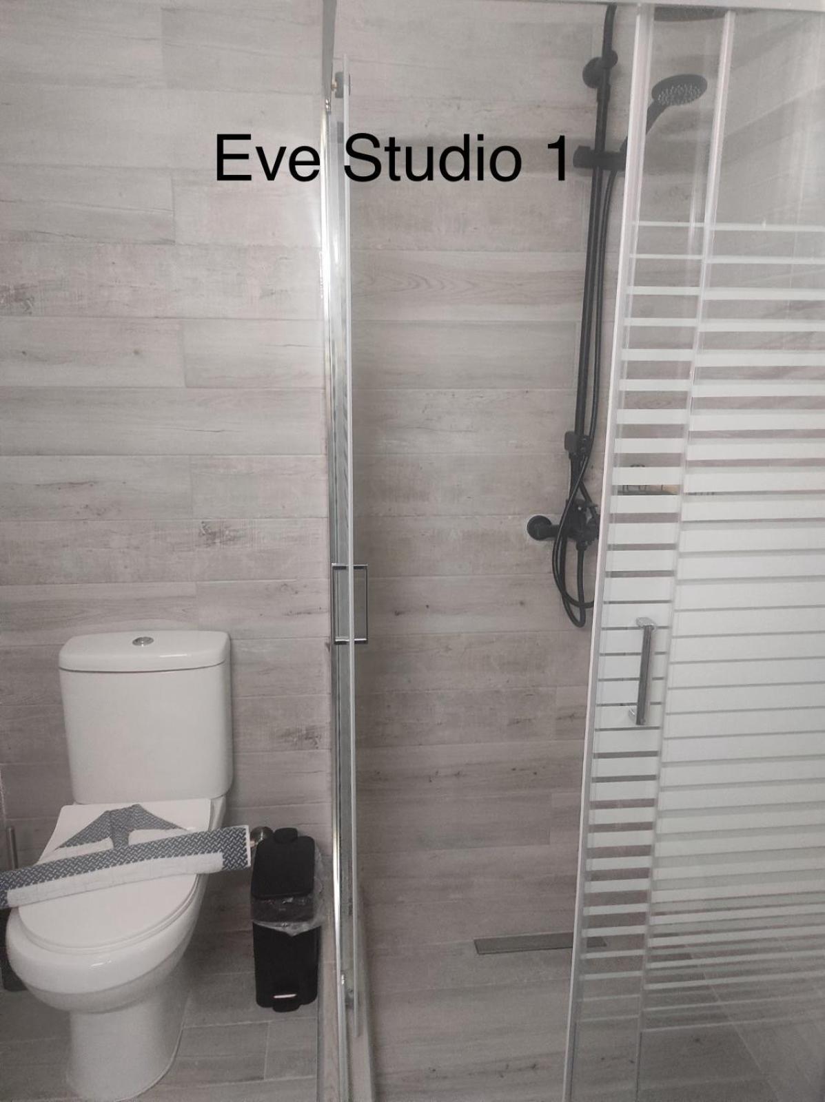 Holiday home Evestudioskos