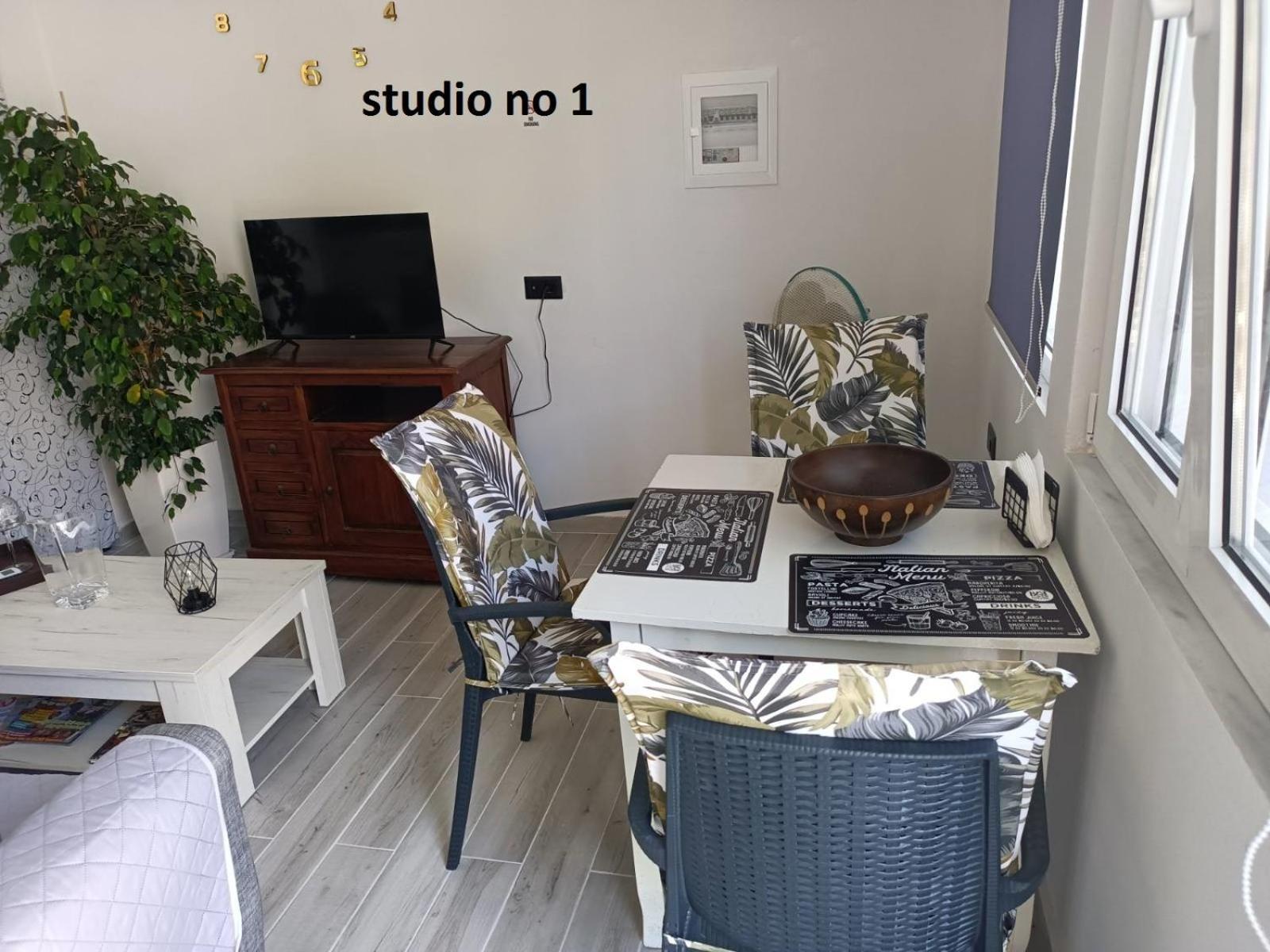 Evestudioskos Kos Town